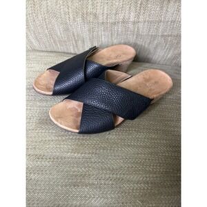 Vionic Black Leather Leticia Sandals - orthopedic,‎ size 6.5